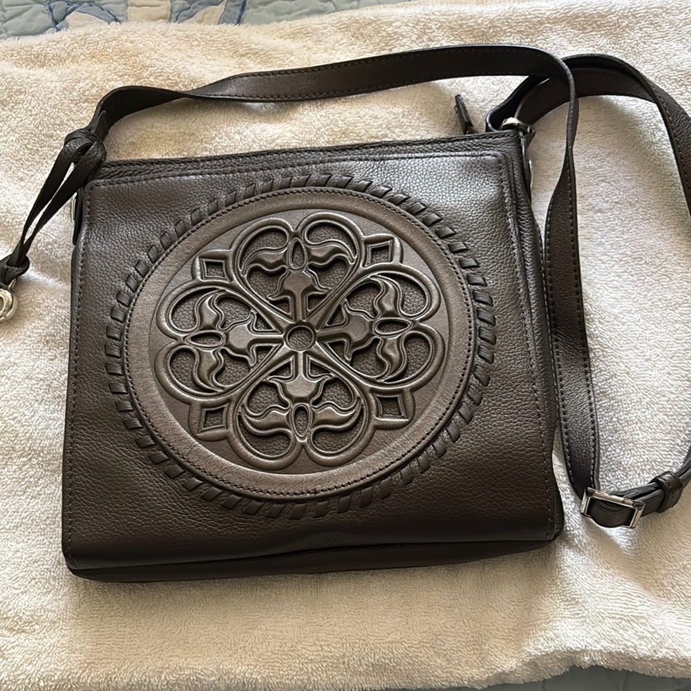 Elegant Brown Leather Brighton Crossbody Bag